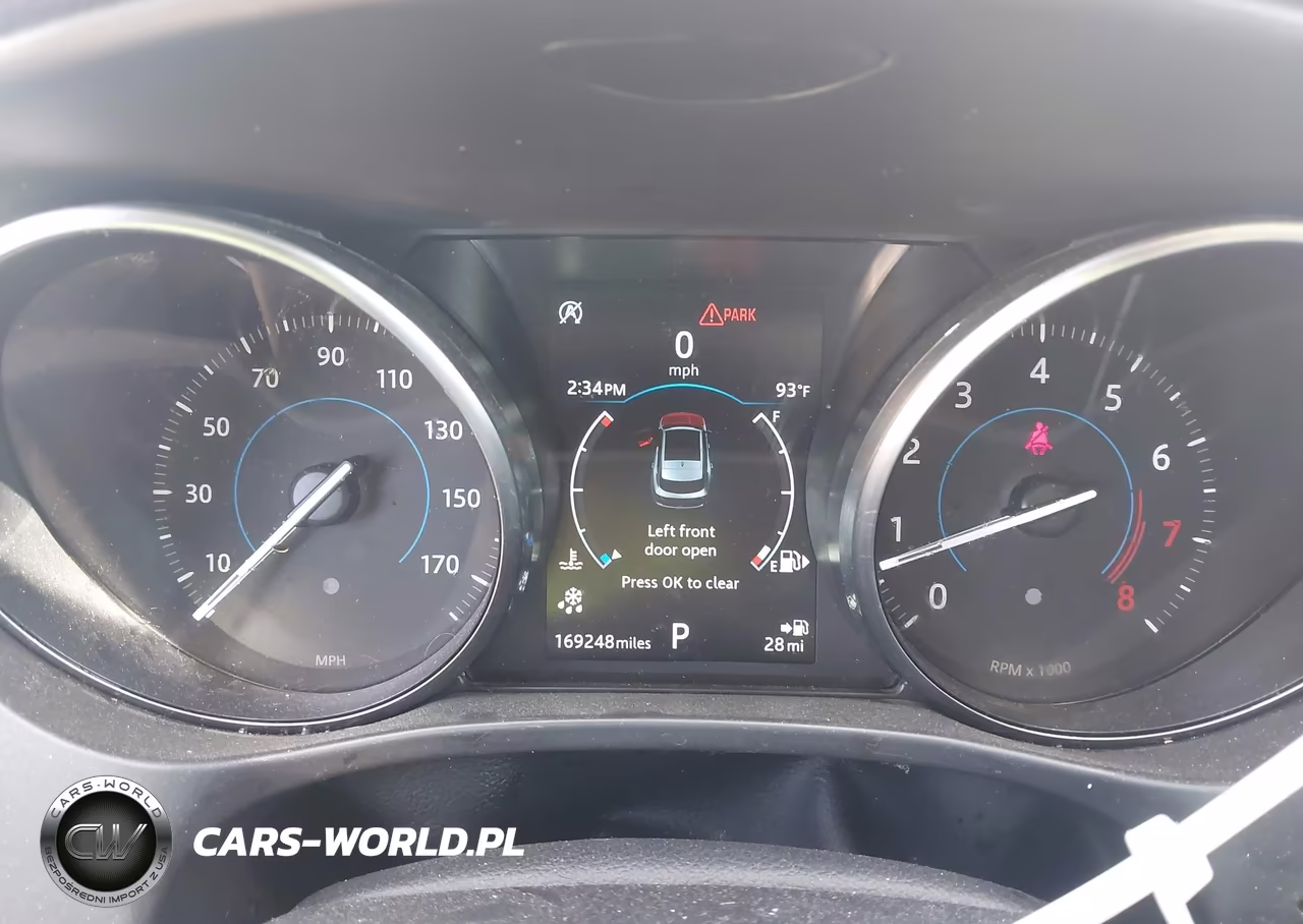 2018 Jaguar F-Pace 30T Premium VIN:SADCJ2GX5JA236507 - 7