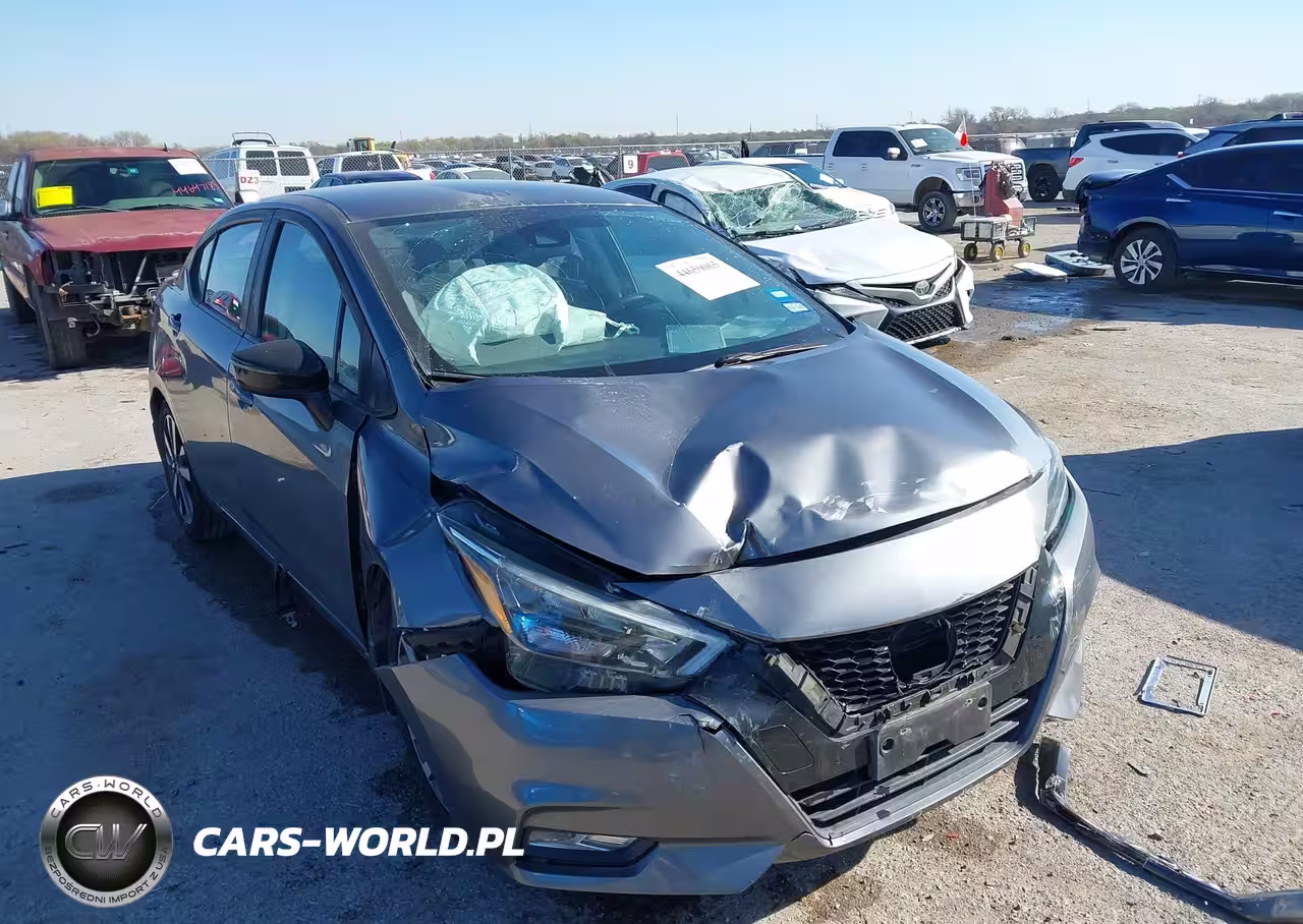 2020 Nissan Versa Sr Xtronic Cvt