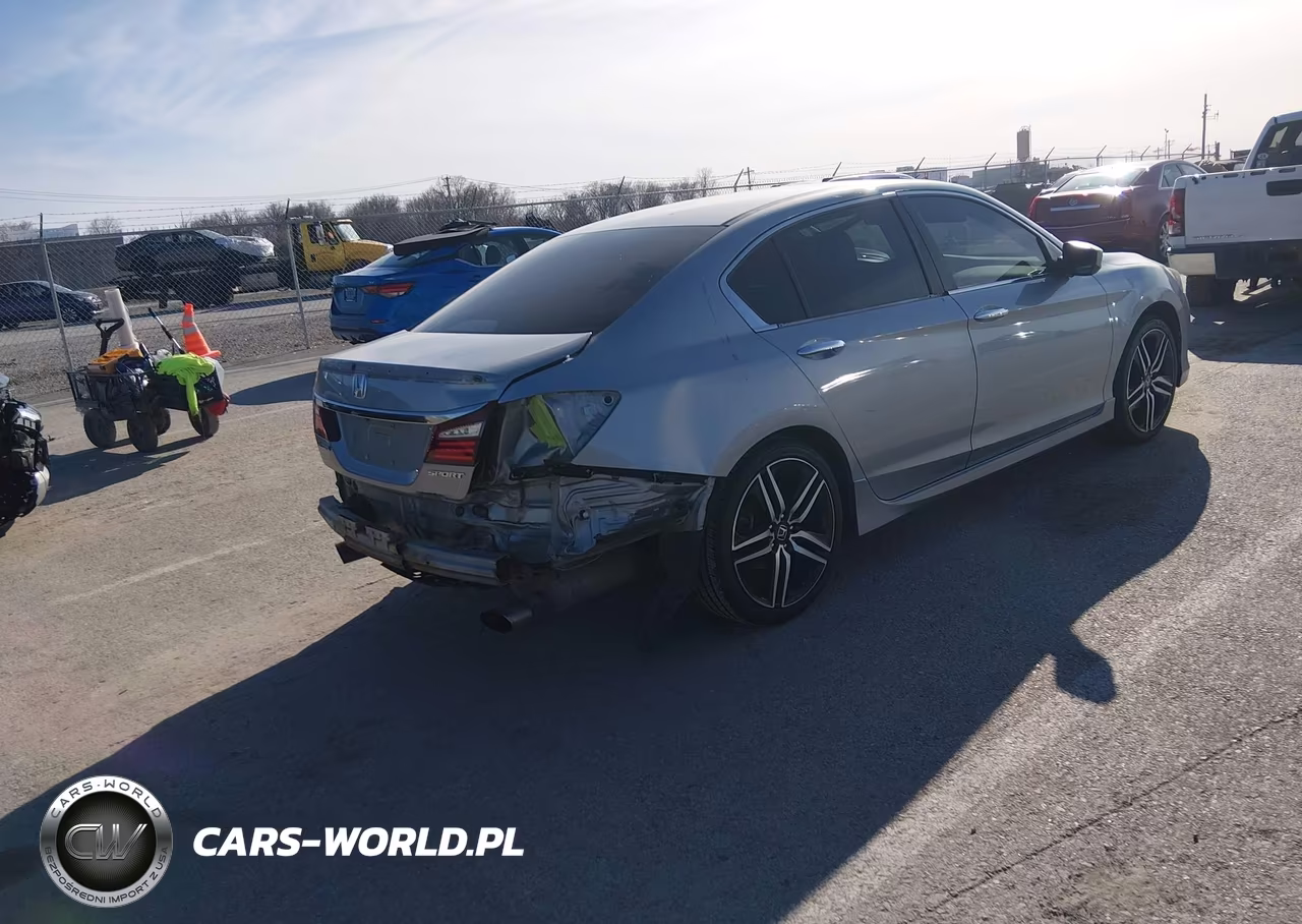 2017 Honda Accord Sport VIN:1HGCR2F51HA023389 - 4