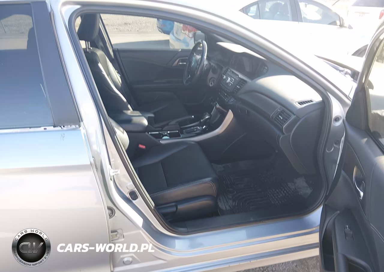2017 Honda Accord Sport VIN:1HGCR2F51HA023389 - 5