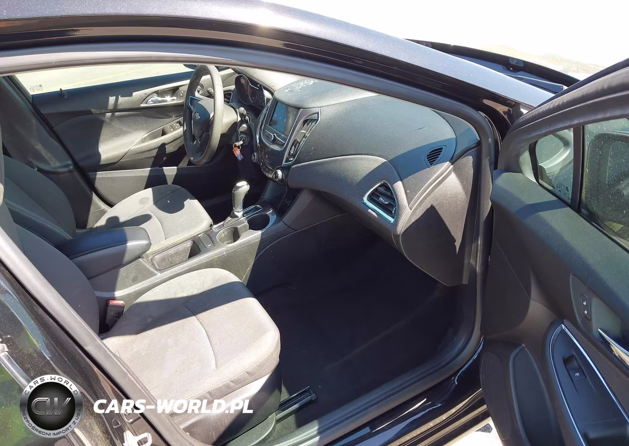 2019 Chevrolet Cruze Ls VIN:1G1BC5SM0K7151792 - 5