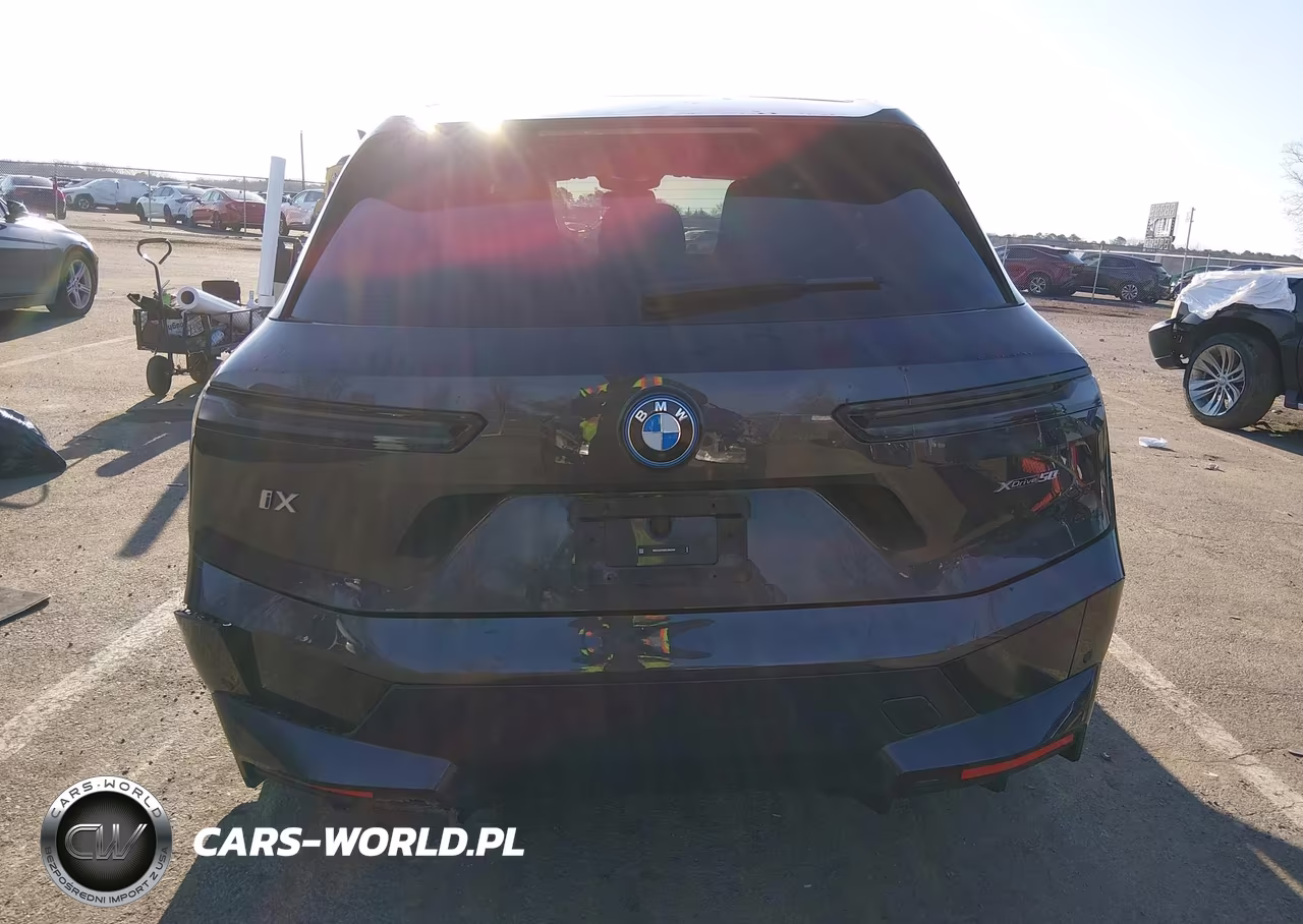 2024 BMW Ix xDrive50 VIN:WB523CF09RCR00346 - 16