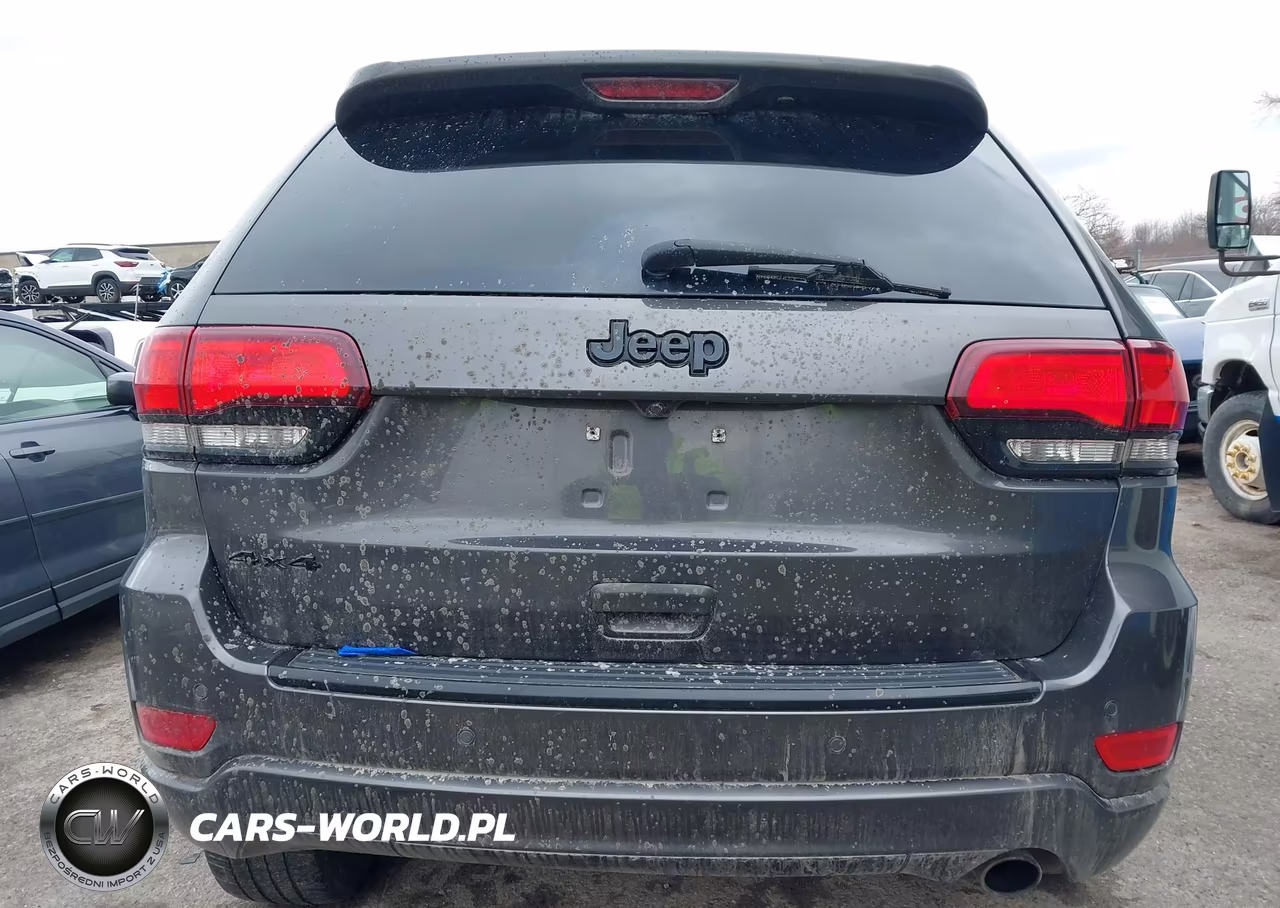 2018 Jeep Grand Cherokee Altitude 4X4 VIN:1C4RJFAGXJC203707 - 15