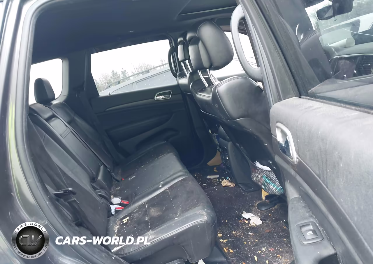 2018 Jeep Grand Cherokee Altitude 4X4 VIN:1C4RJFAGXJC203707 - 8