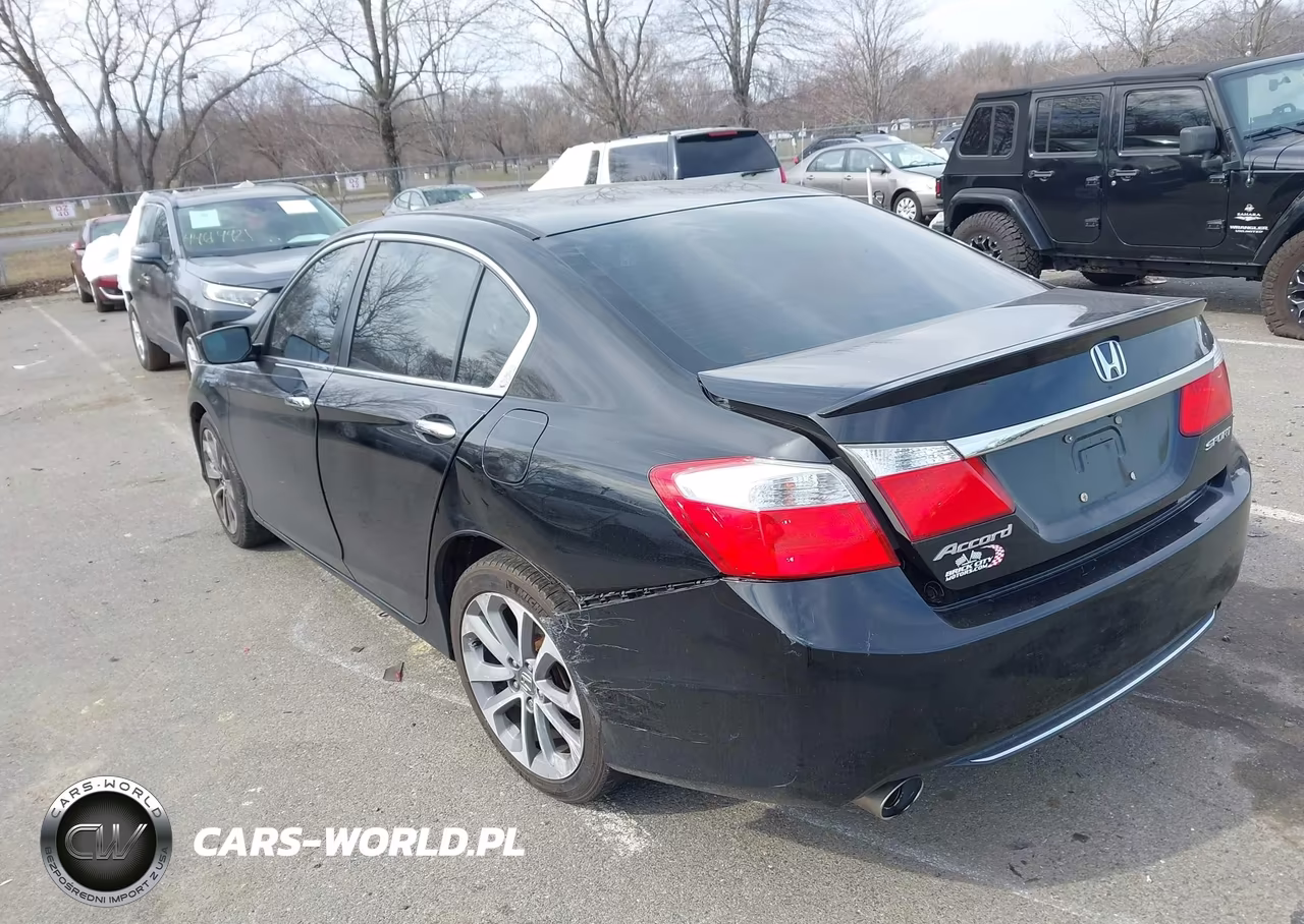 2015 Honda Accord Sport VIN:1HGCR2F58FA015142 - 3