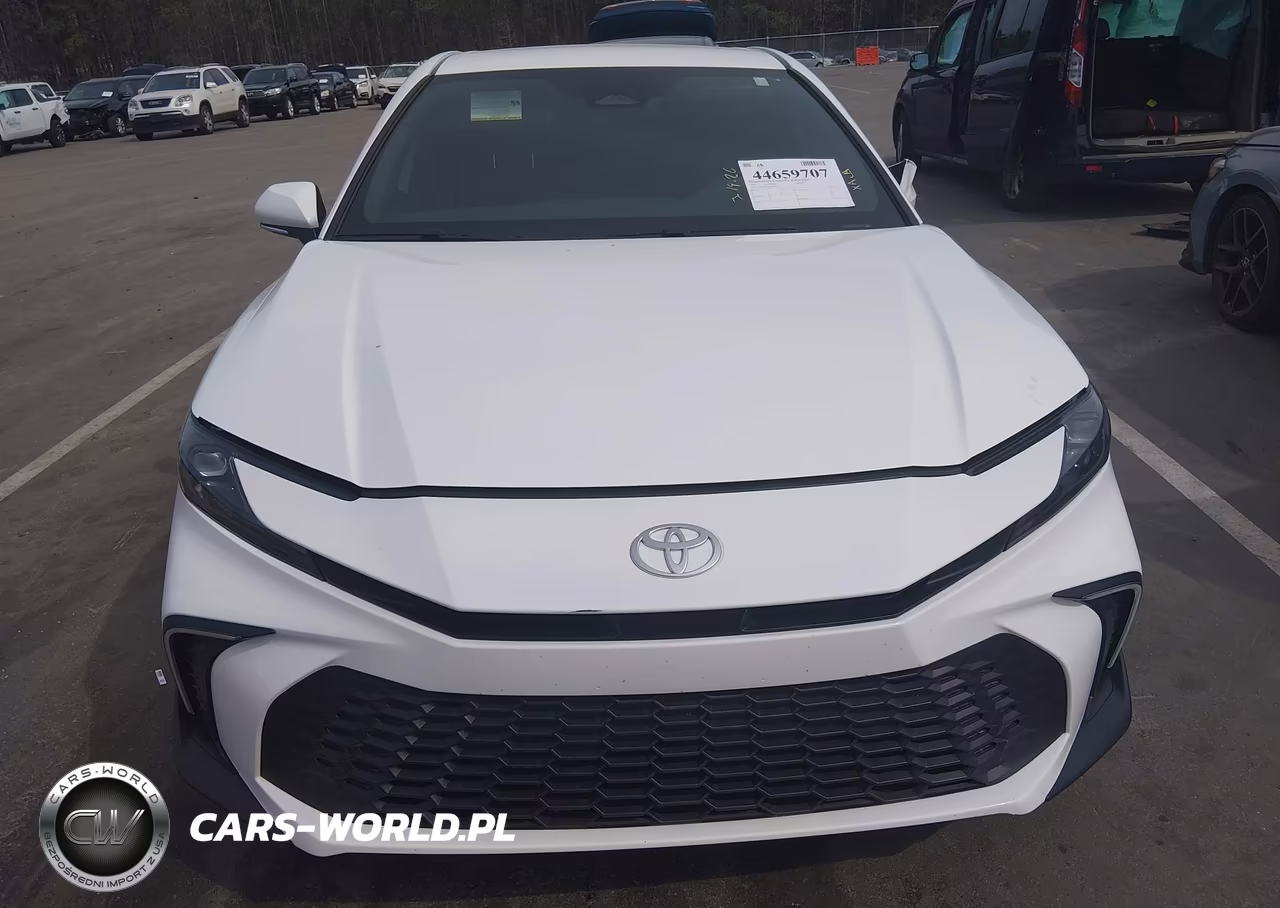 2025 Toyota Camry Se VIN:4T1DAACK9SU596671 - 13