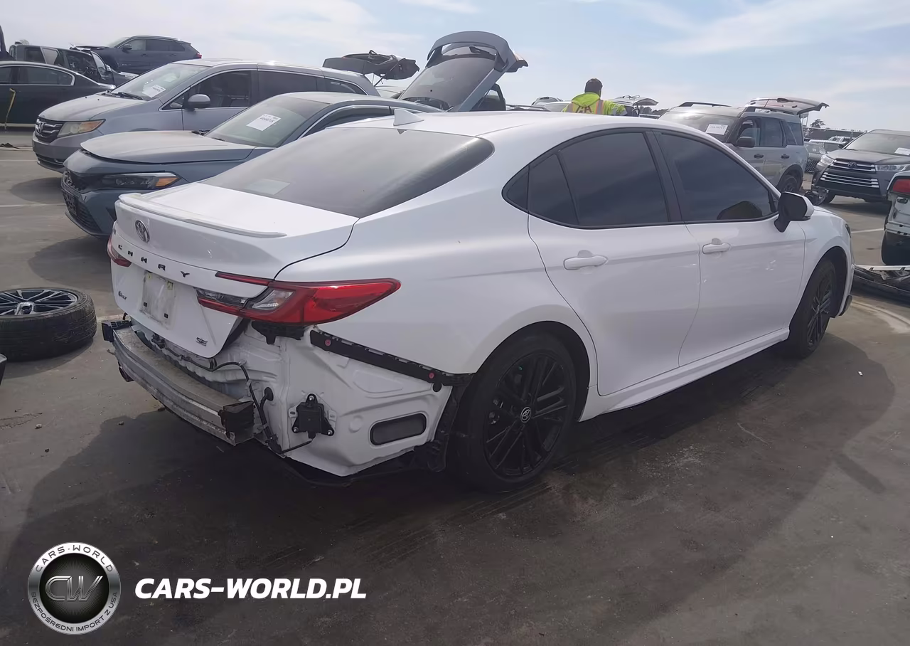 2025 Toyota Camry Se VIN:4T1DAACK9SU596671 - 4