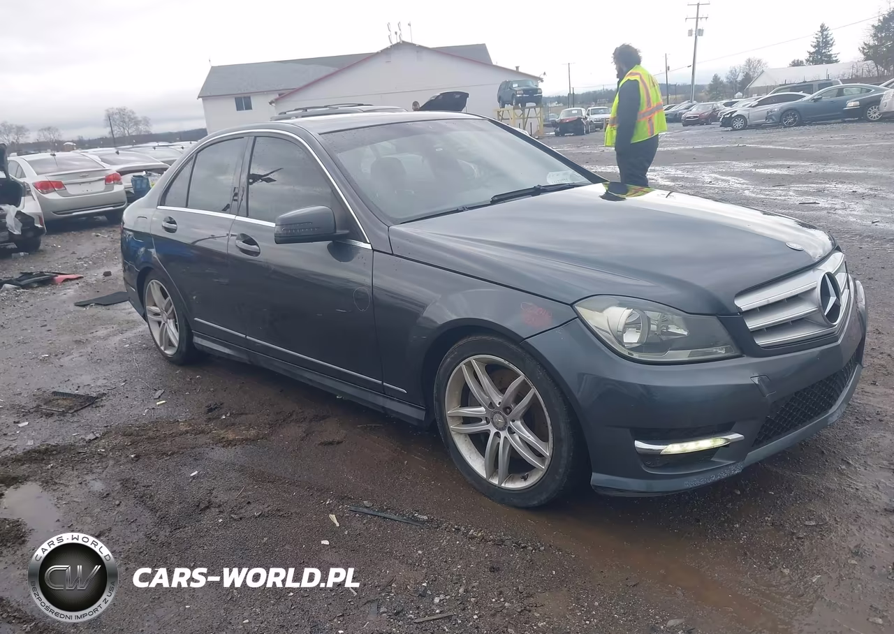 2013 Mercedes-Benz C 300 Sport 4Matic