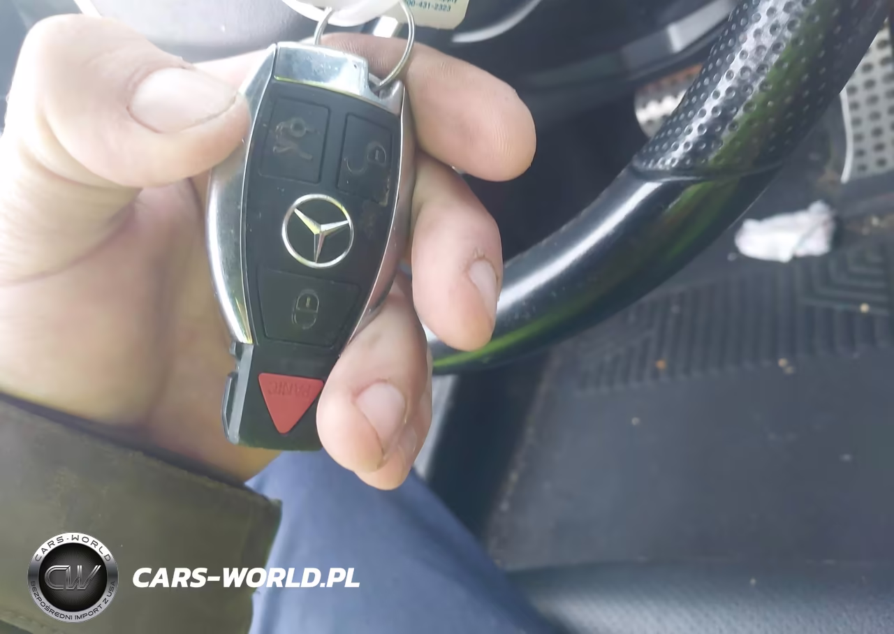 2013 Mercedes-Benz C 300 Sport 4Matic VIN:WDDGF8AB0DA816787 - 11