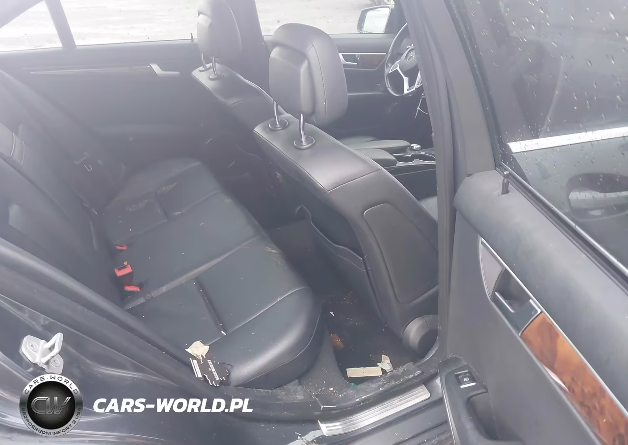 2013 Mercedes-Benz C 300 Sport 4Matic VIN:WDDGF8AB0DA816787 - 8