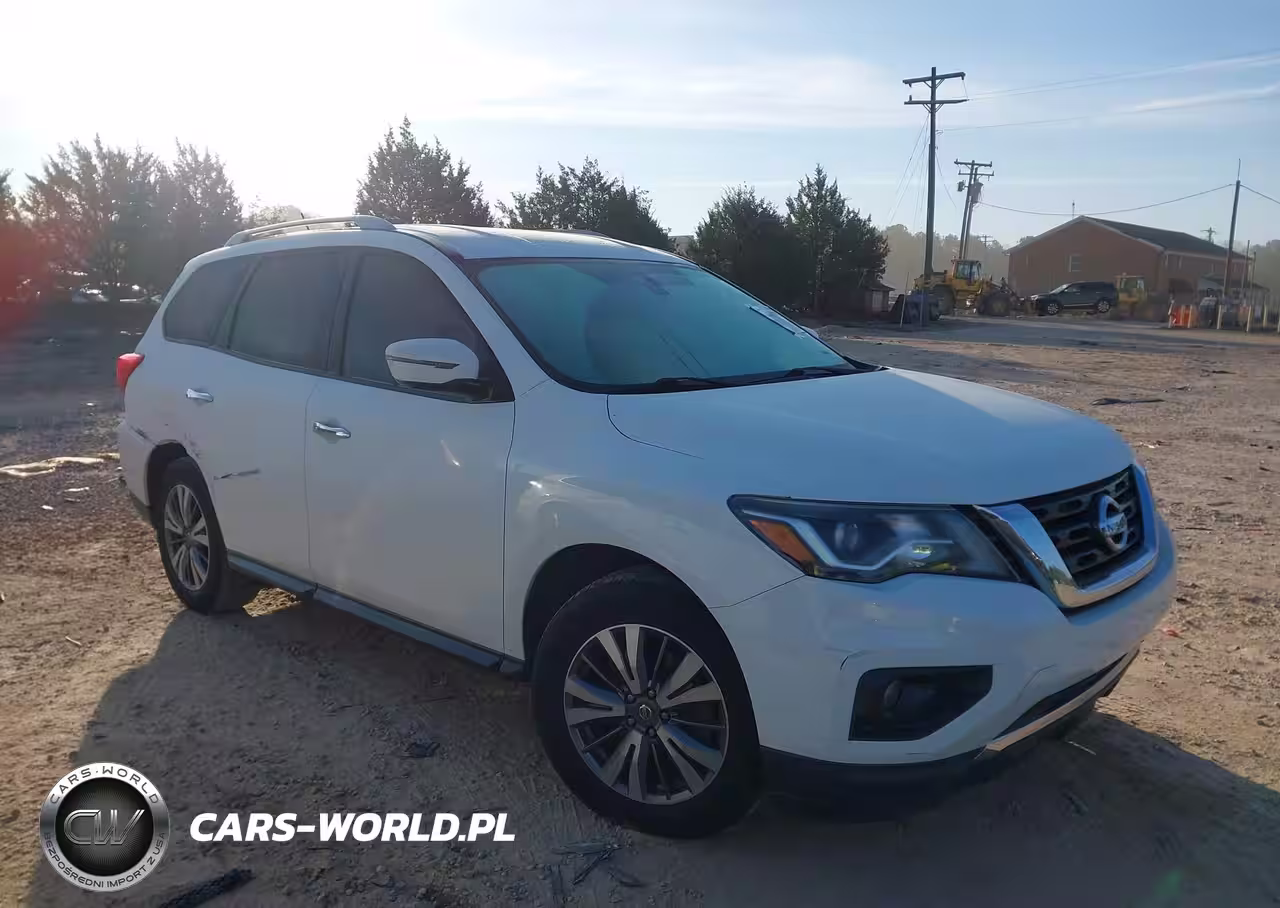 2018 Nissan Pathfinder Sv