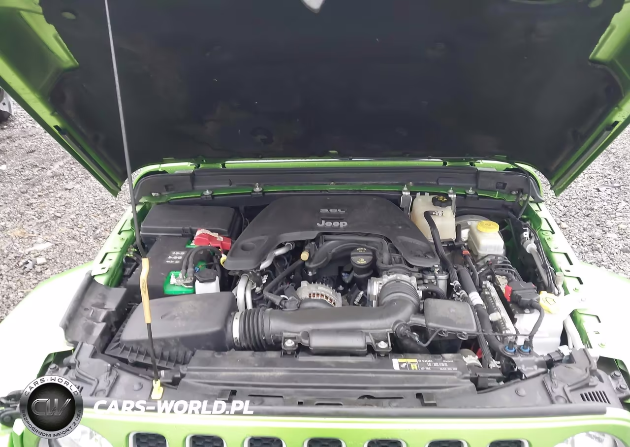 2018 Jeep Wrangler Unlimited Sahara 4X4 VIN:1C4HJXEG5JW325482 - 10