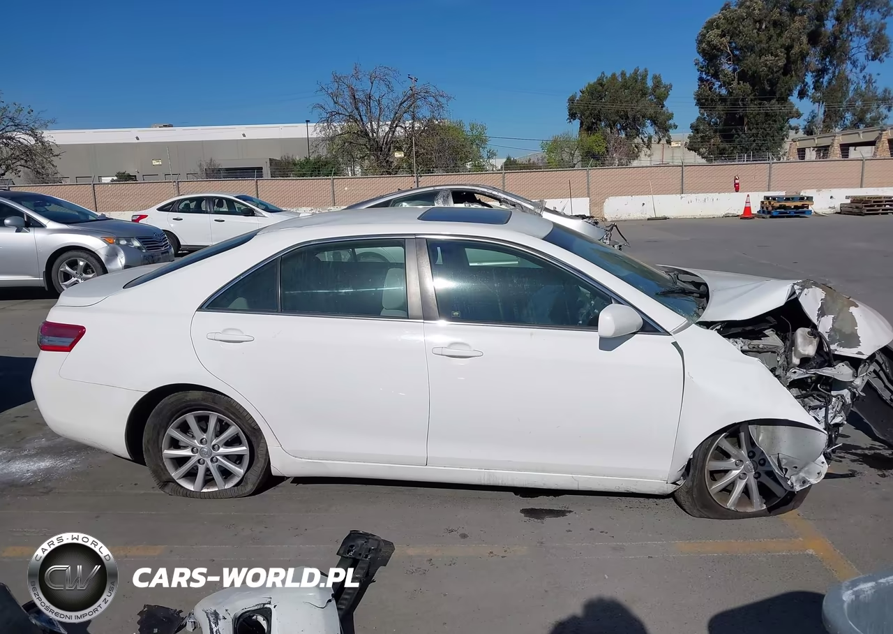 2010 Toyota Camry Xle VIN:JTNBF3EK6A3002320 - 14