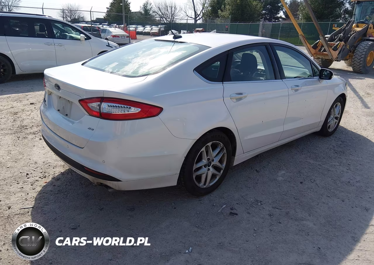 2014 Ford Fusion Se VIN:3FA6P0H74ER352339 - 4