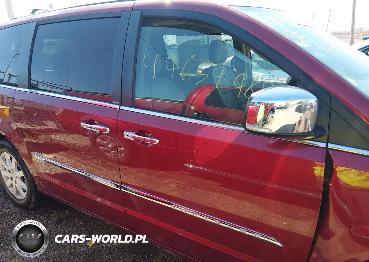 2012 Chrysler Town & Country Touring-L VIN:2C4RC1CG9CR413915 - 13
