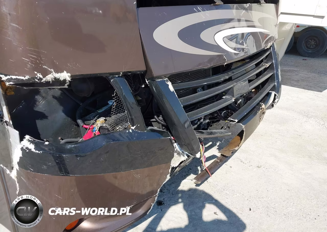 2014 Ford F53 VIN:1F66F5DY1E0A02226 - 16