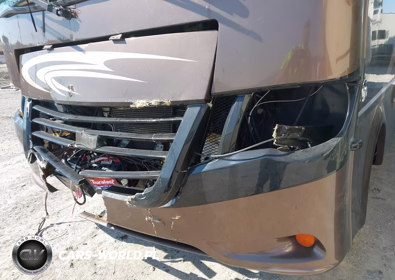 2014 Ford F53 VIN:1F66F5DY1E0A02226 - 17