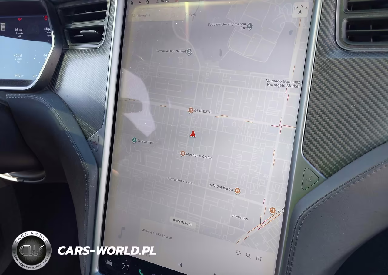 2018 Tesla Model X 100D-75D-P100D VIN:5YJXCBE23JF103587 - 18