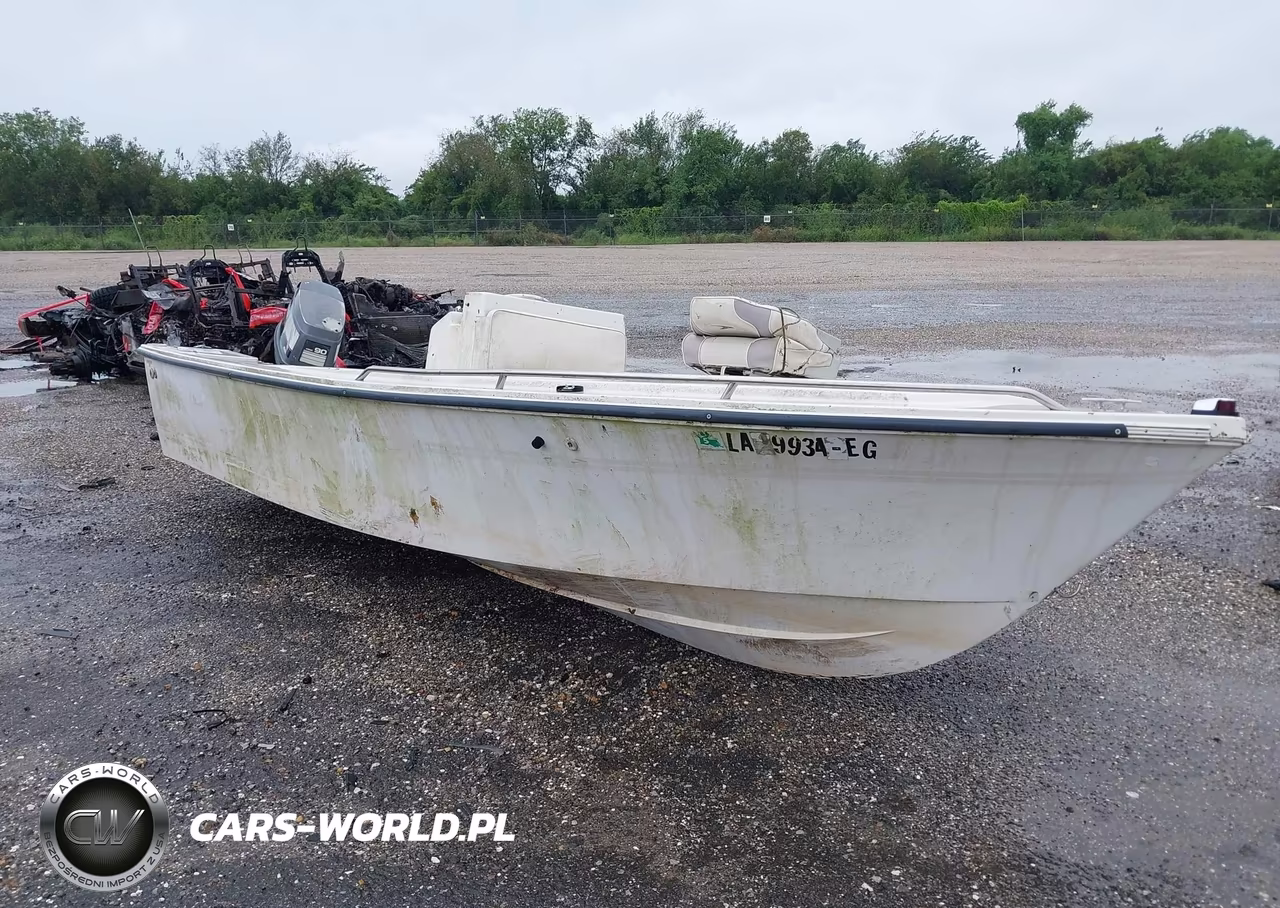 2000 * V-Hull