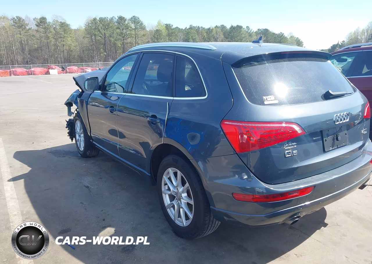 2011 Audi Q5 2.0T Premium VIN:WA1LFAFP4BA022841 - 3
