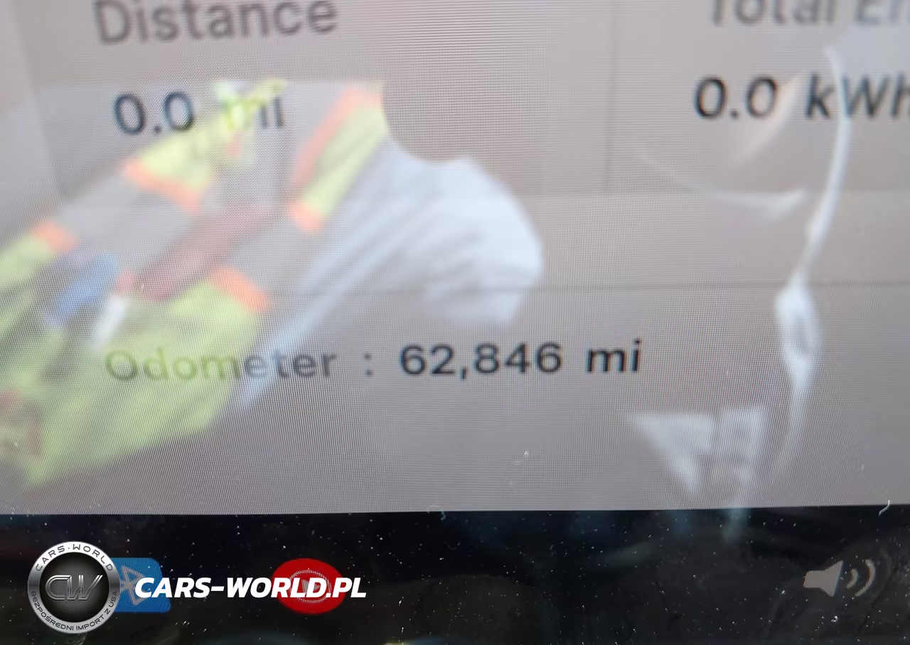 2020 Tesla Model Y Long Range Dual Motor All-Wheel Drive VIN:5YJYGDEE7LF013781 - 16