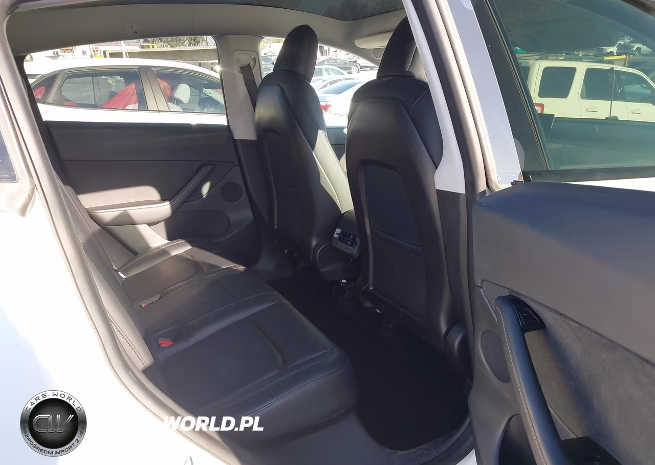 2020 Tesla Model Y Long Range Dual Motor All-Wheel Drive VIN:5YJYGDEE7LF013781 - 8