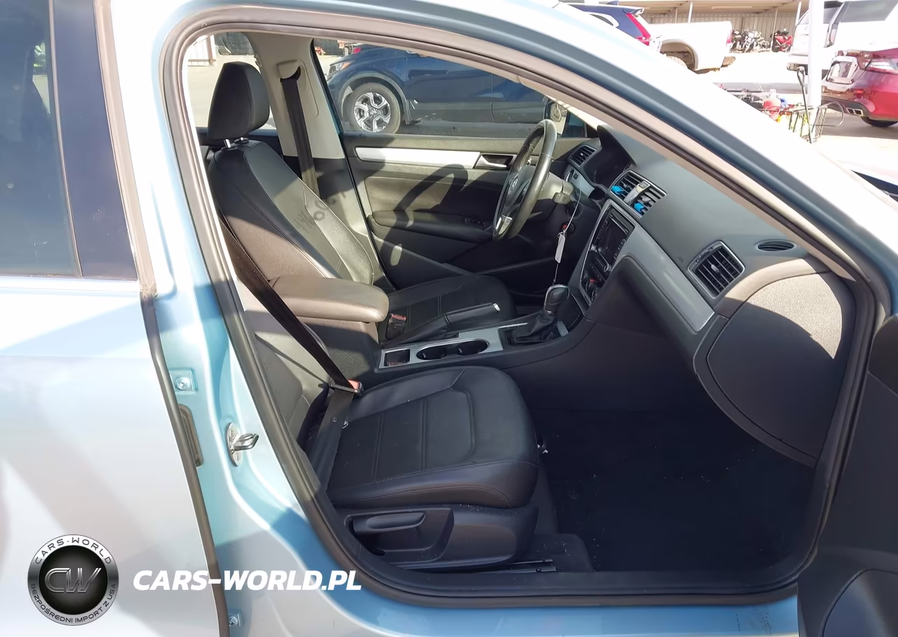 2013 Volkswagen Passat 2.5L Se VIN:1VWBP7A37DC010855 - 5