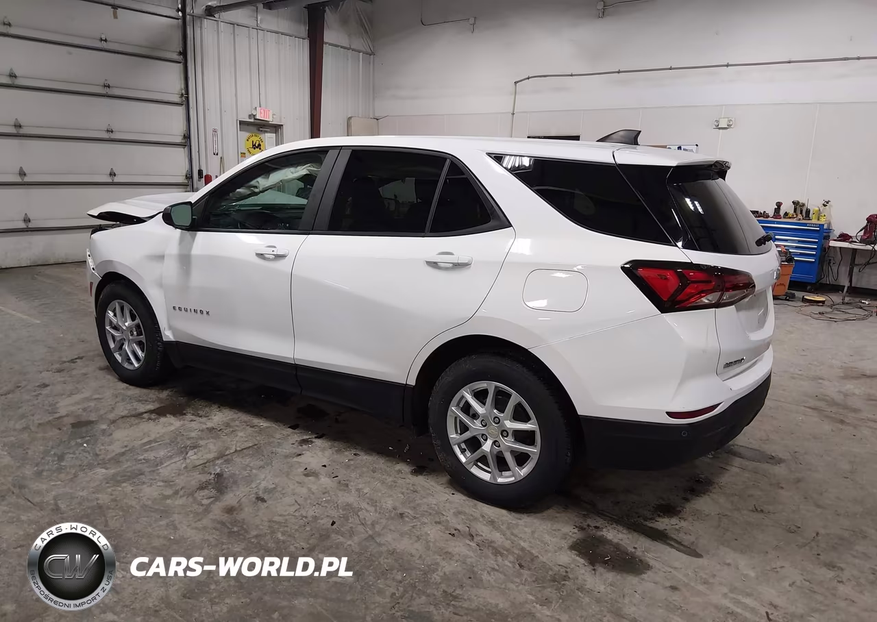 2022 Chevrolet Equinox Awd Ls VIN:3GNAXSEV5NS176632 - 3