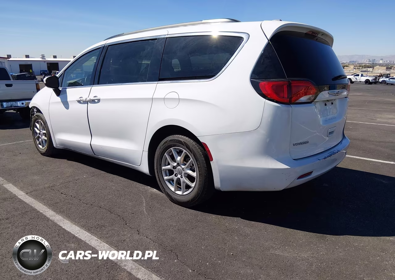 2021 Chrysler Voyager Lxi VIN:2C4RC1DG9MR552202 - 3