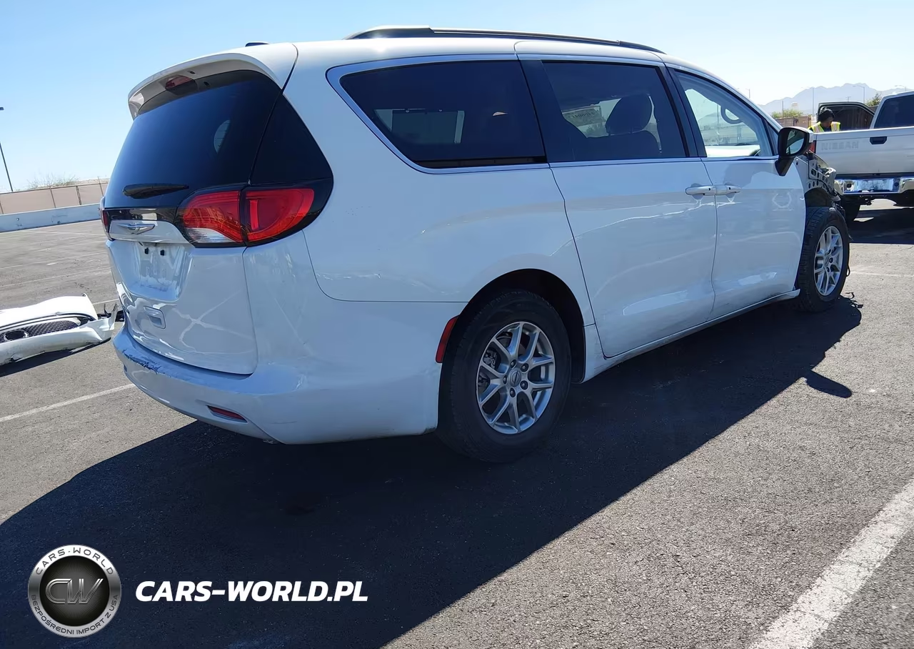 2021 Chrysler Voyager Lxi VIN:2C4RC1DG9MR552202 - 4