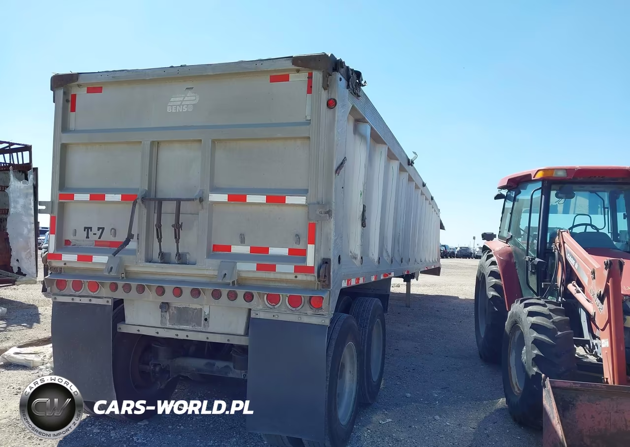 2007 Benson Truck Bodies Unknown VIN:5DMDFALB77M000272 - 4