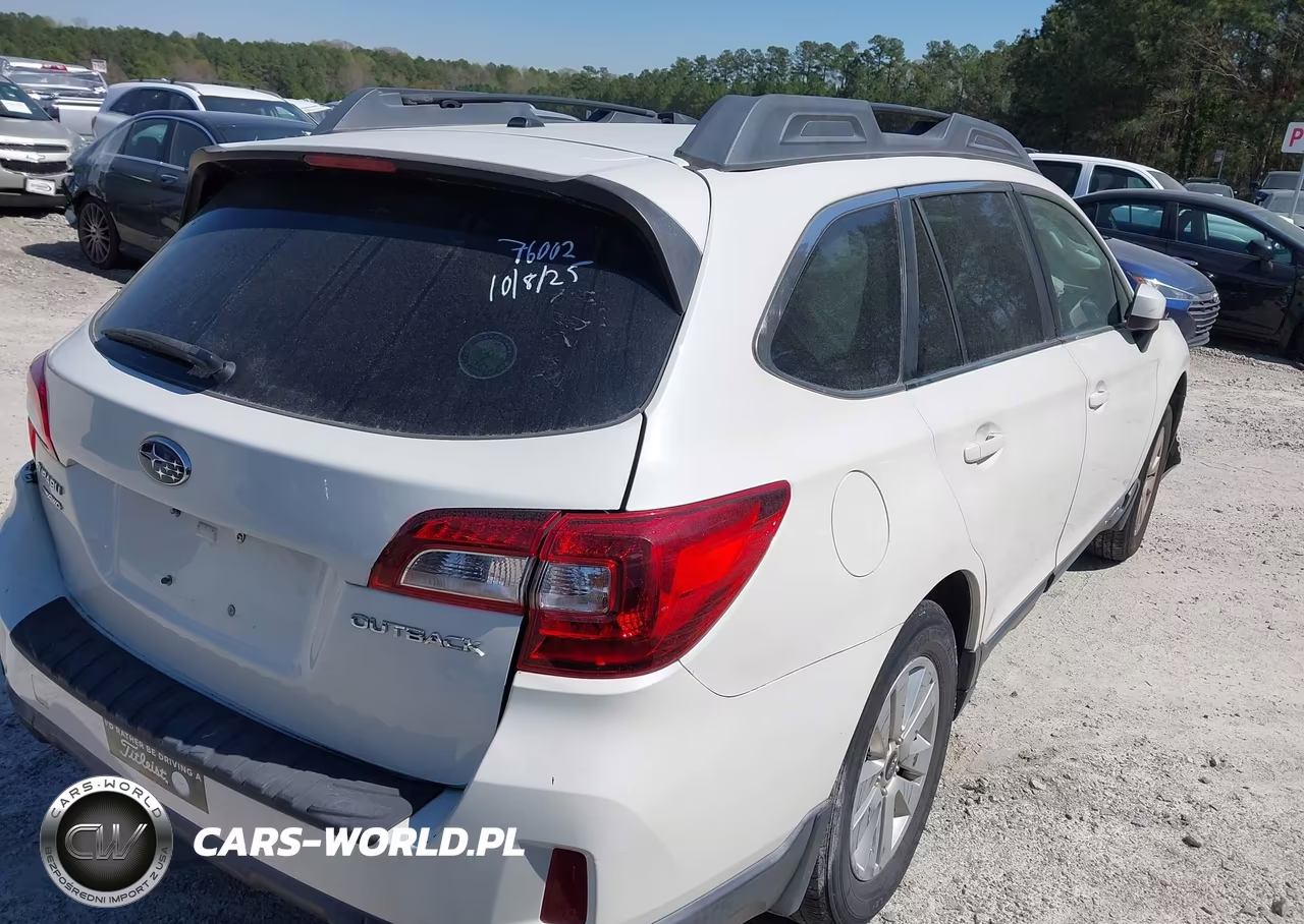 2015 Subaru Outback 2.5I Premium VIN:4S4BSBDC1F3255178 - 4