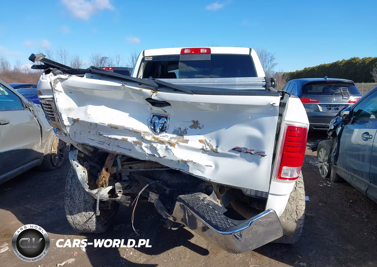 2016 Ram 2500 Laramie VIN:3C6UR5FLXGG373162 - 16