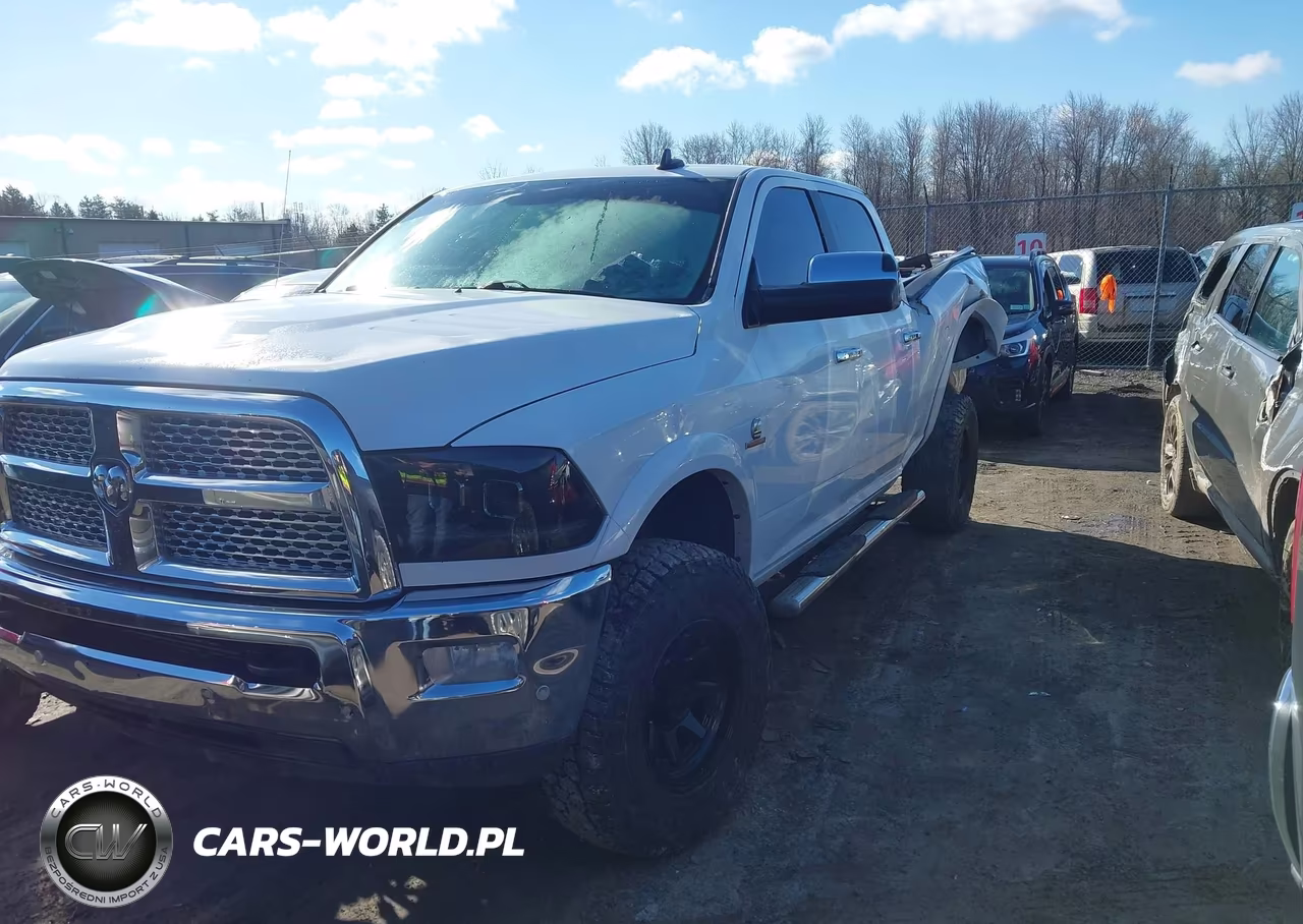 2016 Ram 2500 Laramie VIN:3C6UR5FLXGG373162 - 2