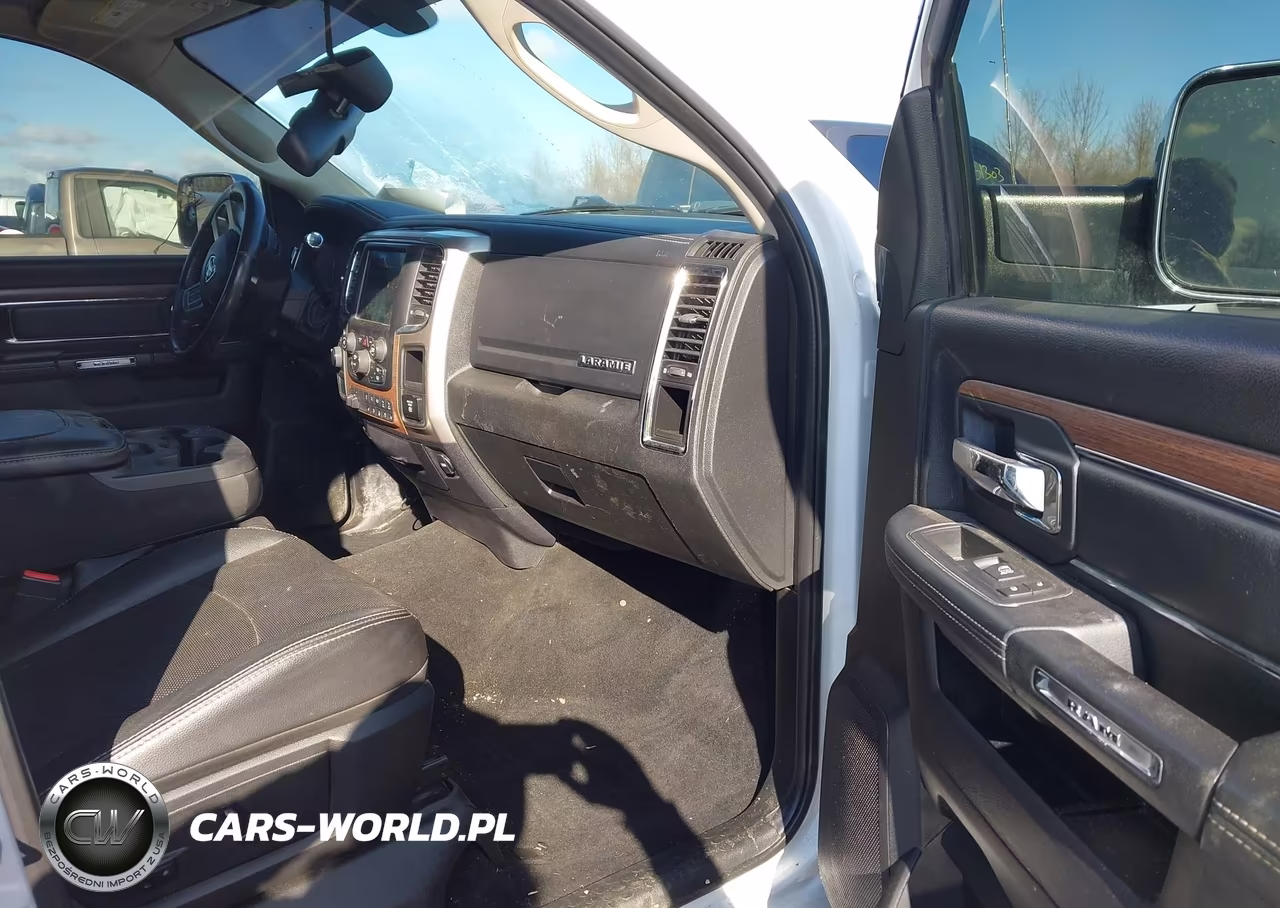 2016 Ram 2500 Laramie VIN:3C6UR5FLXGG373162 - 5