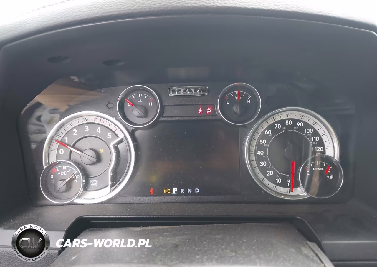 2016 Ram 2500 Laramie VIN:3C6UR5FLXGG373162 - 7