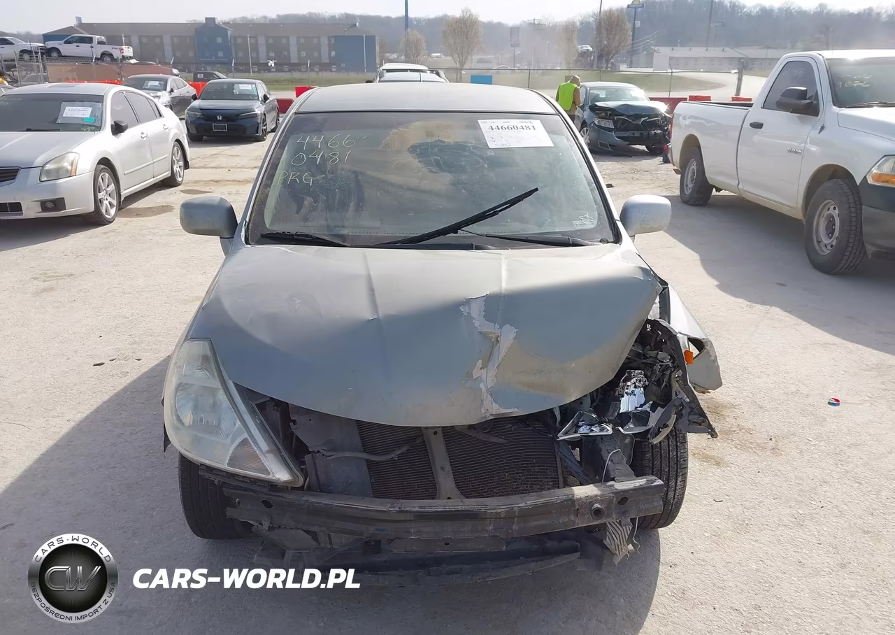 2010 Nissan Versa 1.8S VIN:3N1BC1AP3AL448791 - 13