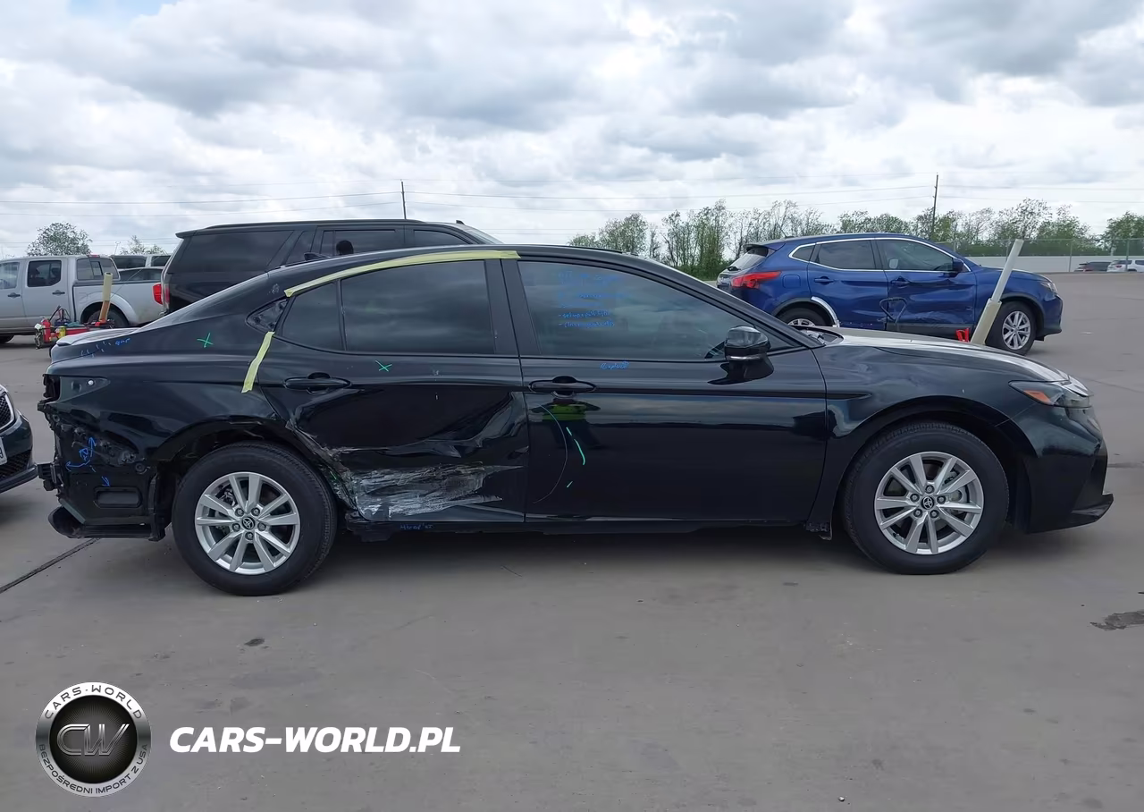 2025 Toyota Camry Le VIN:4T1DAACK4SU582516 - 14