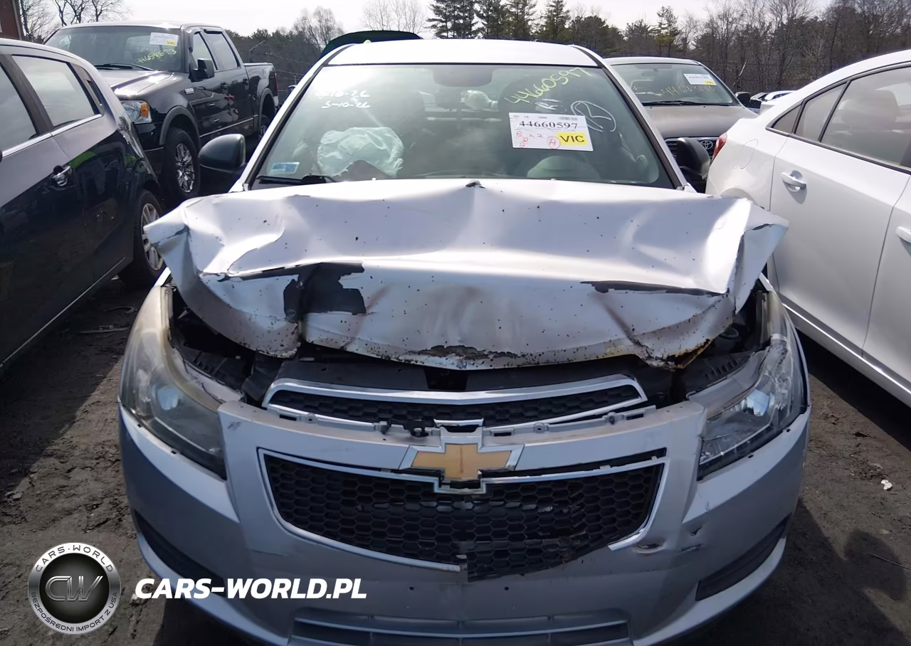 2014 Chevrolet Cruze Ls Auto VIN:1G1PA5SG3E7474387 - 12