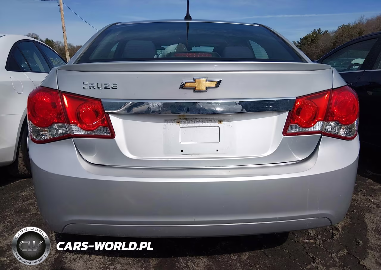 2014 Chevrolet Cruze Ls Auto VIN:1G1PA5SG3E7474387 - 16