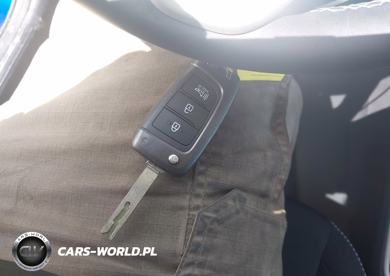 2020 Hyundai Venue Sel VIN:KMHRC8A30LU032364 - 11