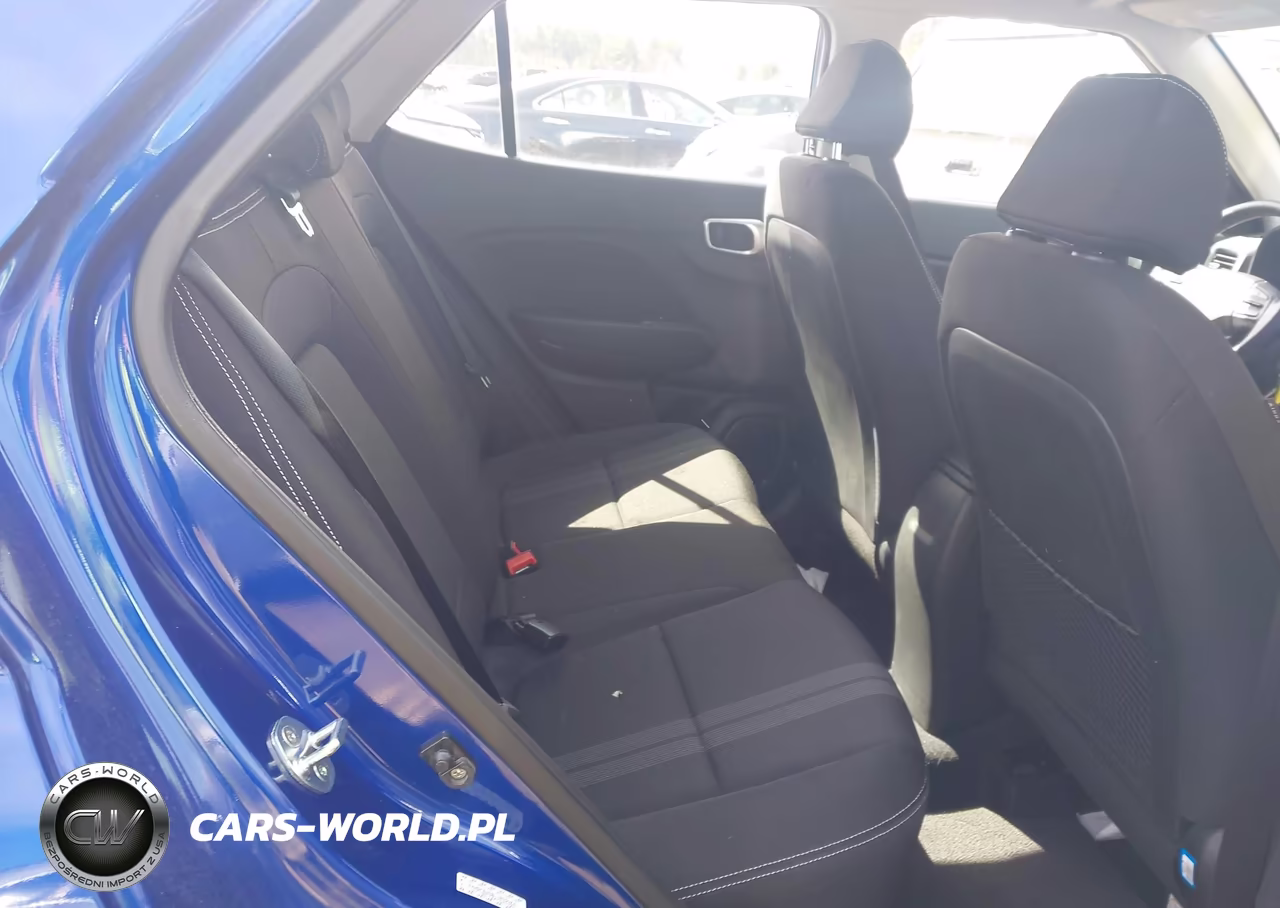 2020 Hyundai Venue Sel VIN:KMHRC8A30LU032364 - 8
