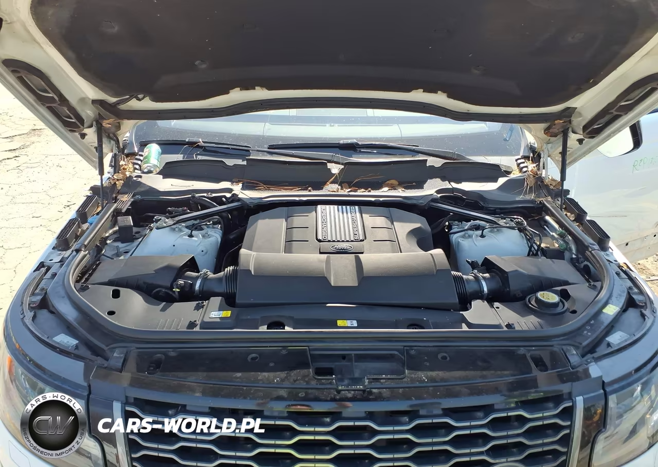 2018 Land Rover Range Rover 3.0L V6 Supercharged VIN:SALGR2RV3JA501614 - 10
