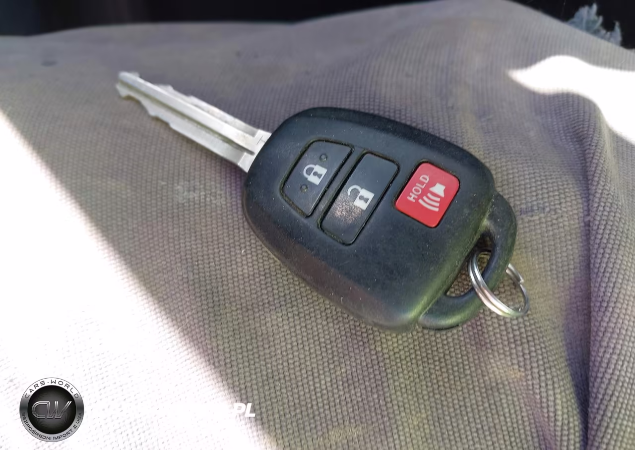 2018 Toyota Rav4 Le VIN:JTMBFREV0JJ741731 - 11