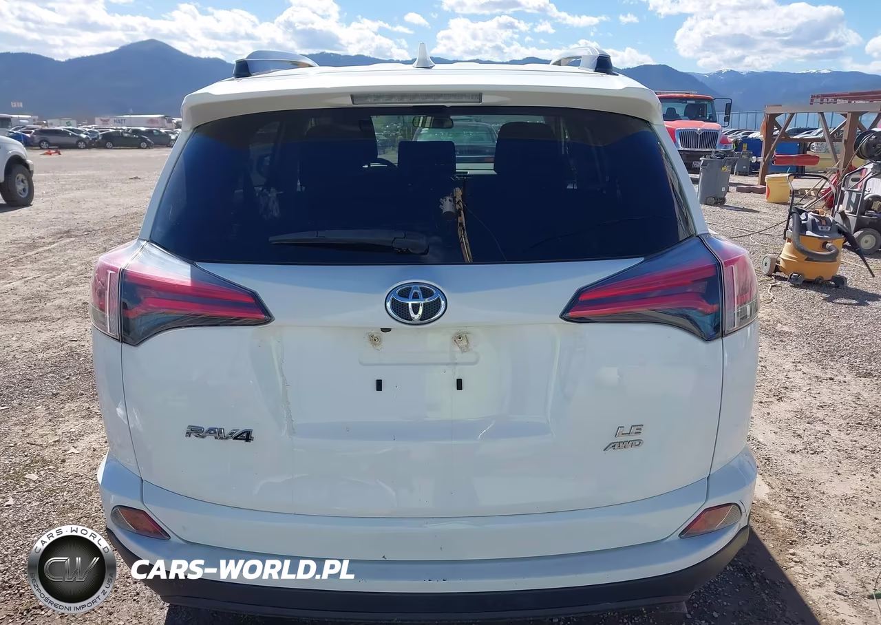 2018 Toyota Rav4 Le VIN:JTMBFREV0JJ741731 - 17