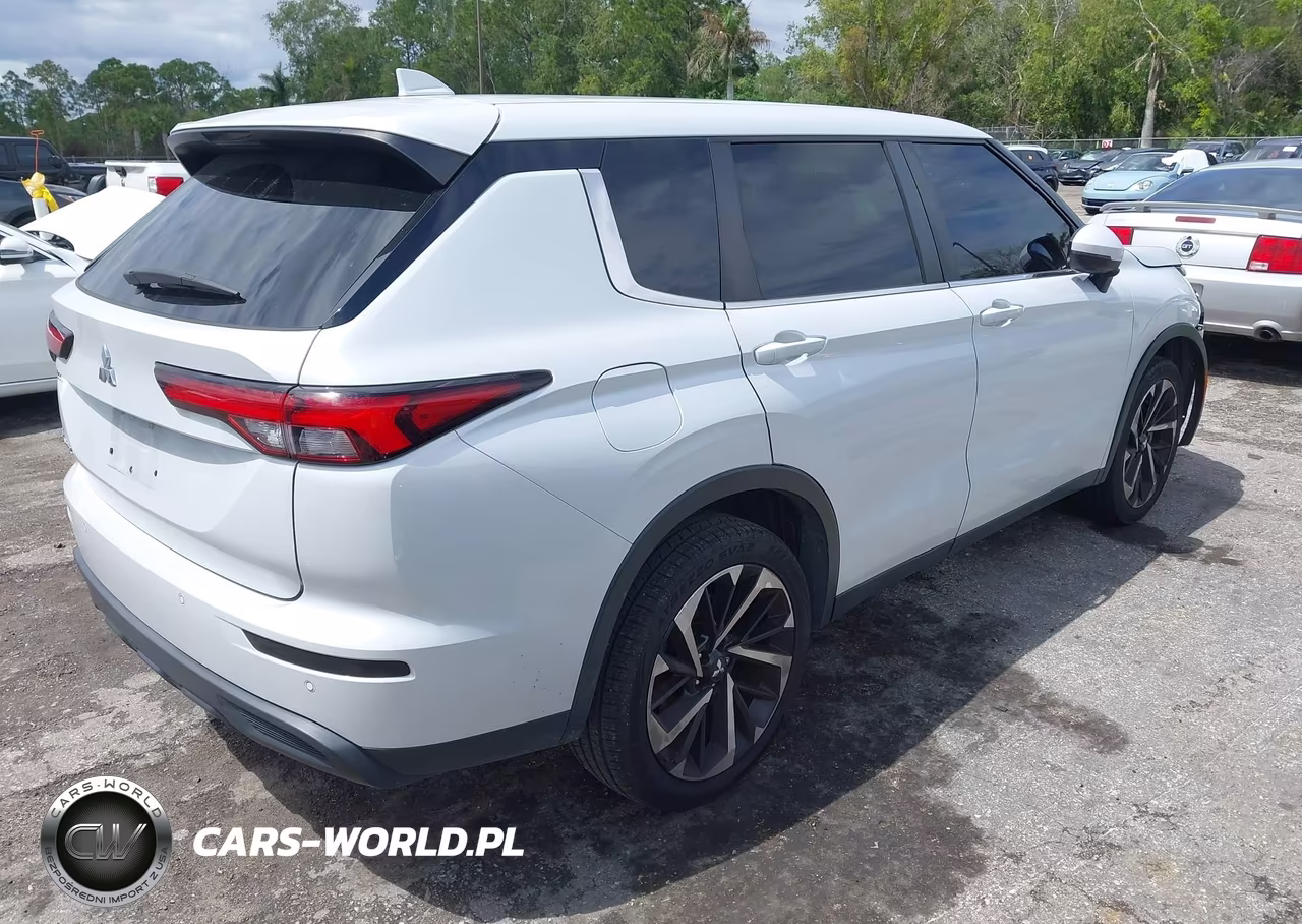 2022 Mitsubishi Outlander Es 2.5 2Wd VIN:JA4J3TA86NZ029937 - 4