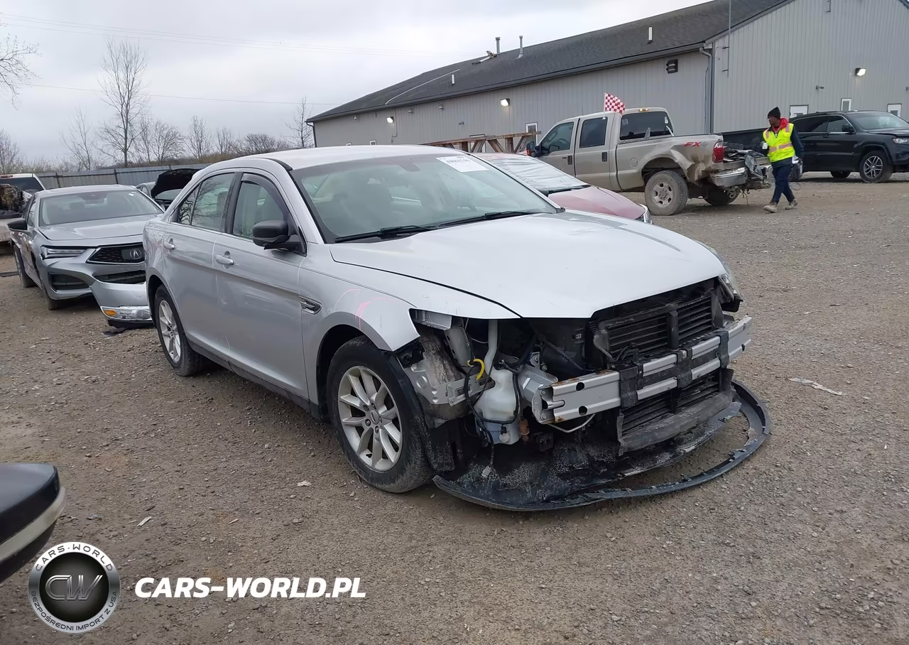 2014 Ford Taurus Se