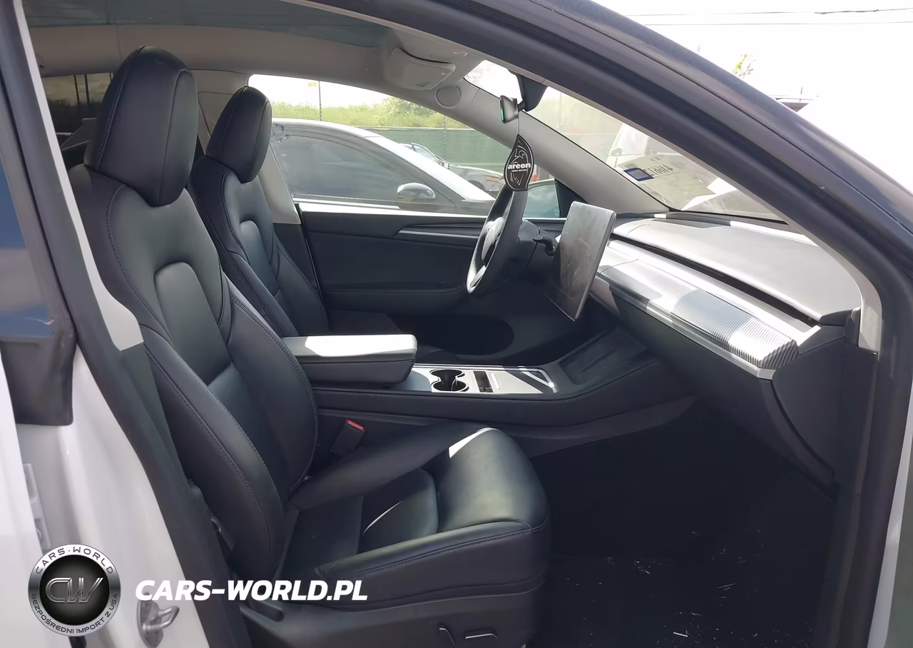 2023 Tesla Model Y Performance Dual Motor All-Wheel Drive VIN:7SAYGDEFXPF800354 - 5