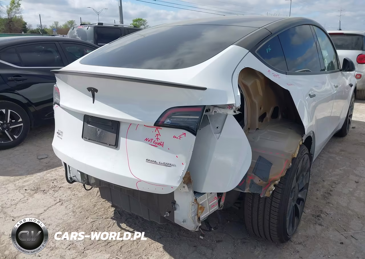 2023 Tesla Model Y Performance Dual Motor All-Wheel Drive VIN:7SAYGDEFXPF800354 - 6