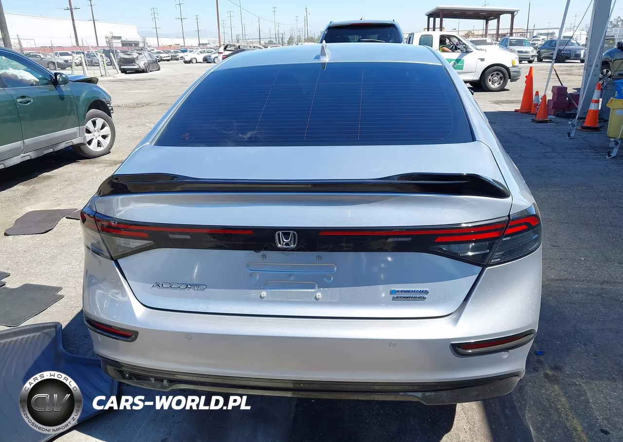2025 Honda Accord Hybrid Touring VIN:1HGCY2F89SA058900 - 16
